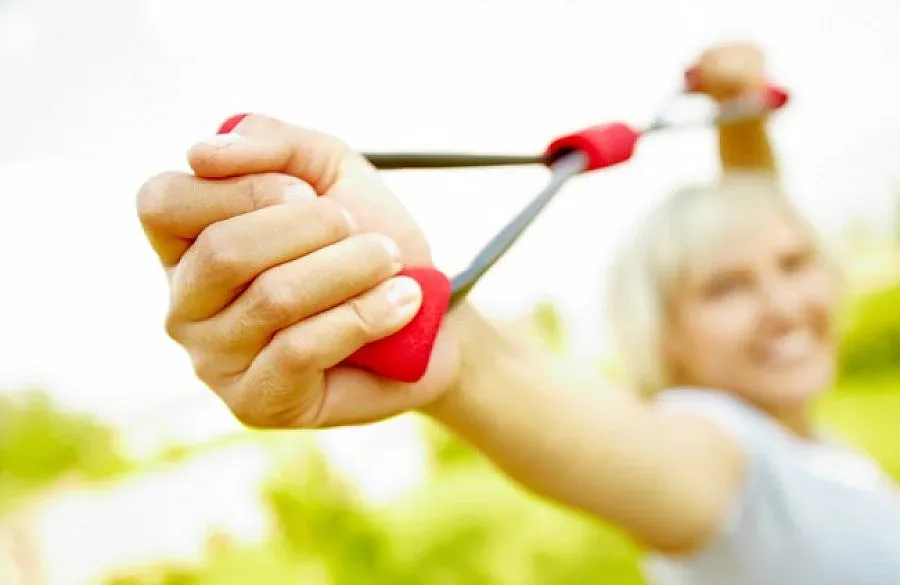 Тренирай с ластици (ВИДЕО)