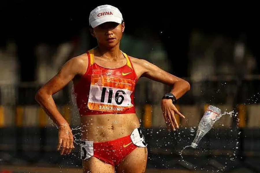 Китай с първа титла от световното в Пекин