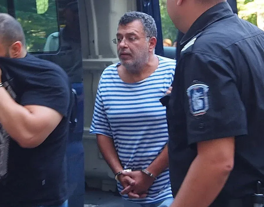 Тъстът убиец иска съд при затворени врати