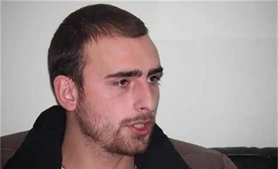 Малкият Бербатов се размина с пробация