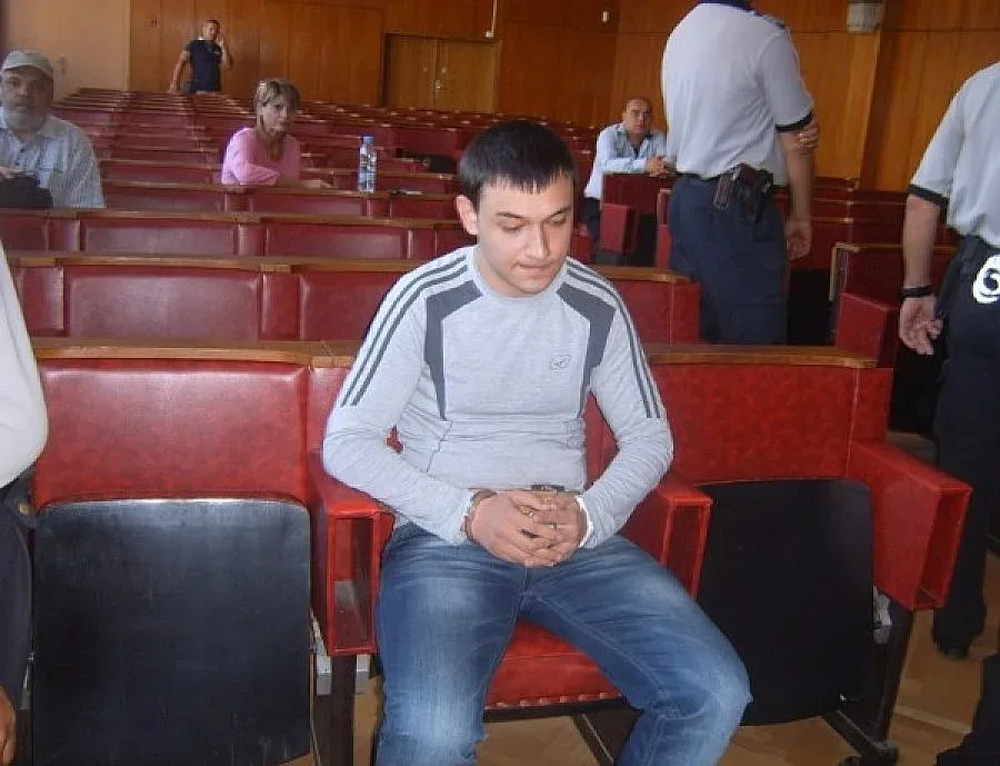 Двойният убиец от Джебел ще лежи 30 г. в затвора