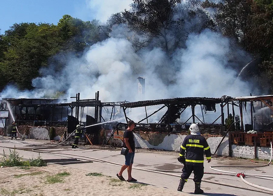 Пламна заведение на алея Първа във Варна