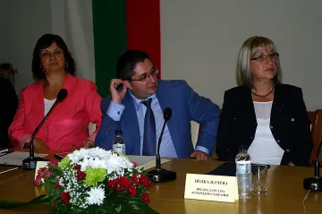 Санират първите 8 блока в Плевен