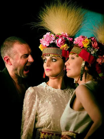 Нина Николина и Калин Вельов пяха за родни медици в Лондон 