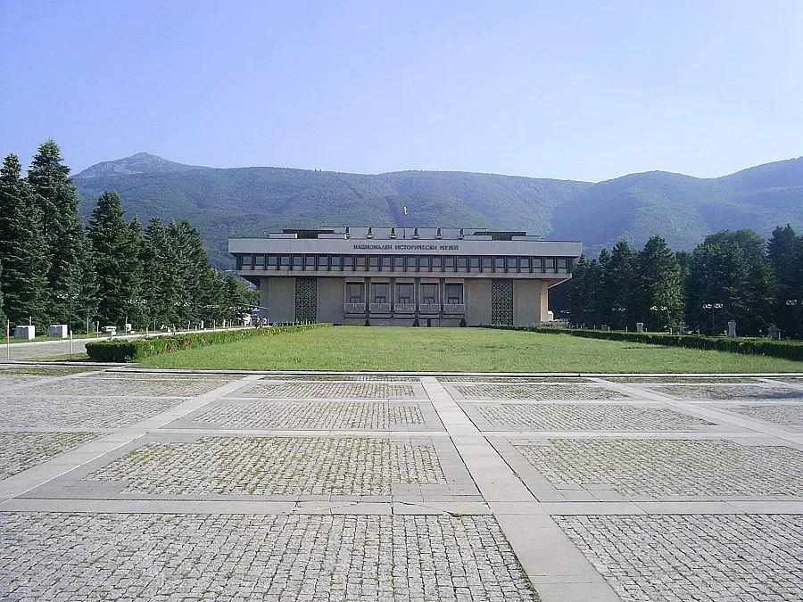 НИМ със свободен вход за Съединението 