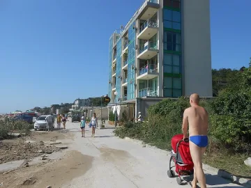 Тъст гръмна зет си, тормозел дъщеря му (ВИДЕО)