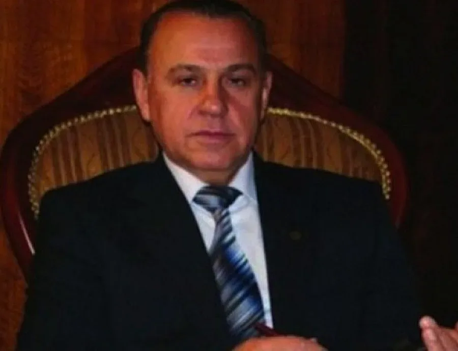 Пратиха в пенсия Величко Адамов