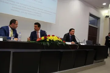 Митов: Ще помогнем на Македония за бежанския проблем