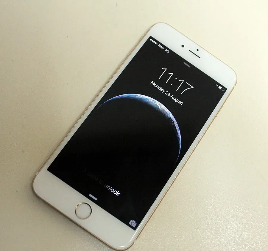 Част от iPhone 6 Plus с дефект с камерата