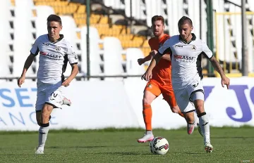 "Славия" и "Литекс" си спретнаха скучно равенство