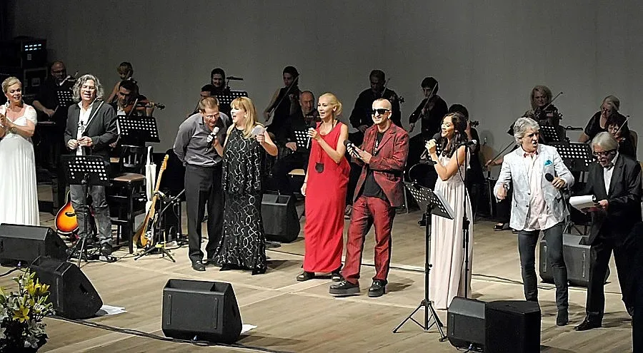 Звезди и публика възпяха бг киното