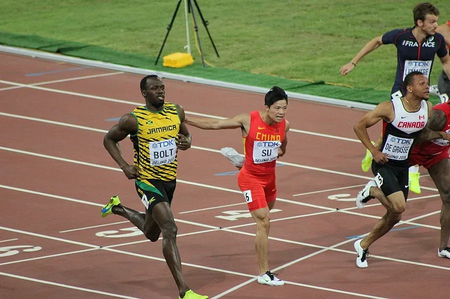 Девет ще решават титлата на 100 м в Пекин