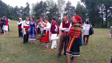 Фестивалът на носията в Жеравна