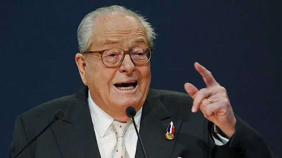 Марин льо Пен изключи баща си от партията