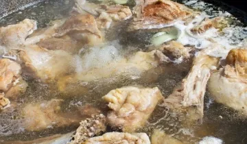 Откриха стафилококи при заболелите след курбана 