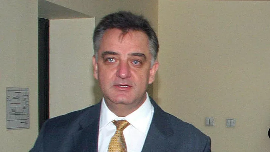 Без контрол са 6000 ведомствени бензиностанции