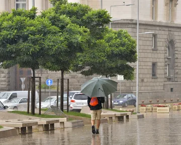 Дъждовете продължават