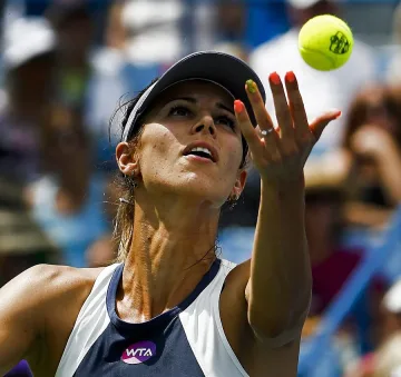 Серина пречупи Цвети