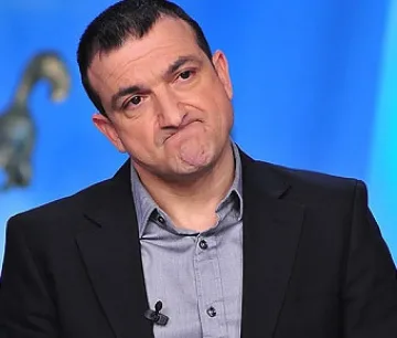 Зуека - кръстник на младоженец