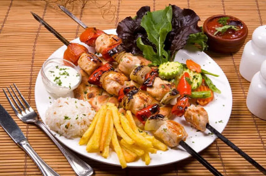 Дават евтин обяд на военни ветерани в Дупница