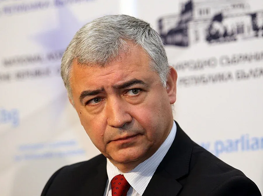 БСП призова за балансирана политика към Русия