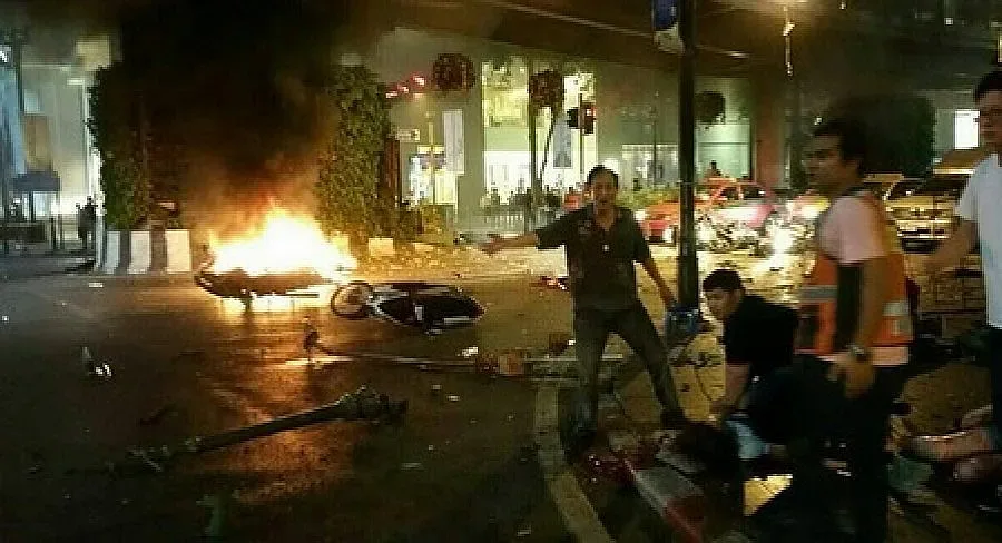 Експлозия в Банкок, има жертви (ВИДЕО)
