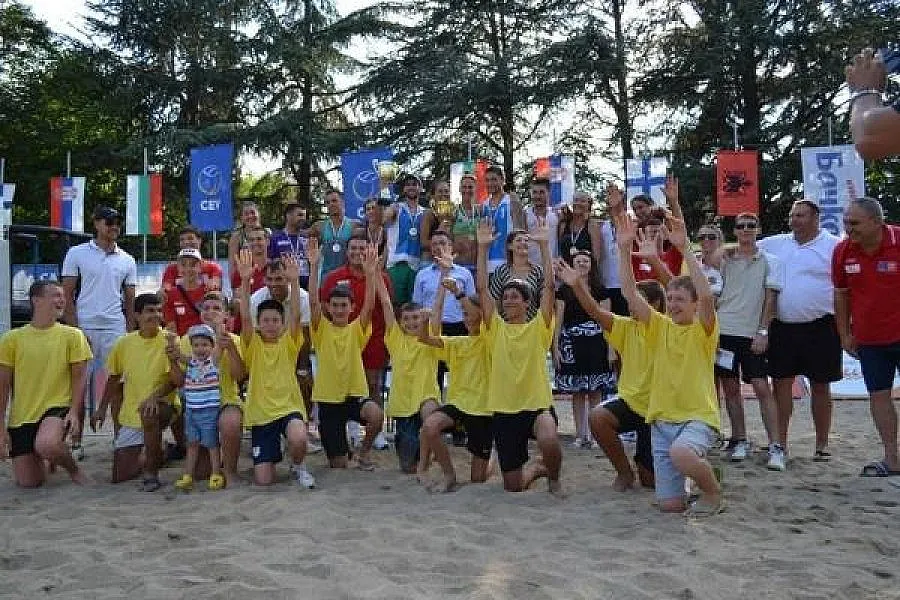 Кърджали събира най-добрите състезатели по плажен волейбол