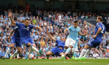 "Сити" наби "Челси" в Манчестър