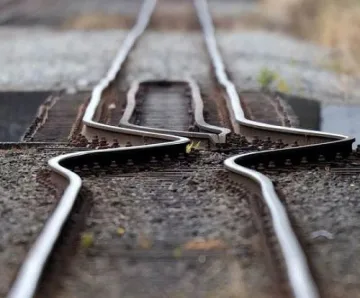 Два влака се удариха в Унгария, има ранени