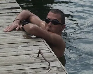 25–годишен ще преплува 20 км в язовир „Кърджали”