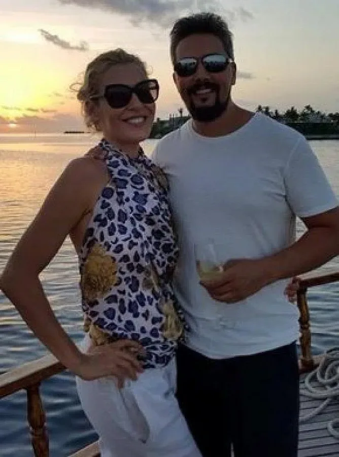 Гала се завърна от Малдивите