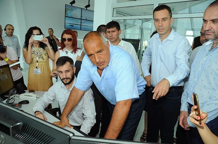 Борисов скастри армията за танковете по "Хемус"