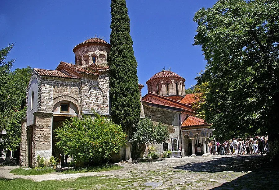 50 хиляди на курбан в Бачковския манастир