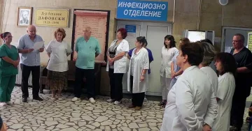 Медици от Кърджали  не забравят подвига на доктор  Стефан Черкезов