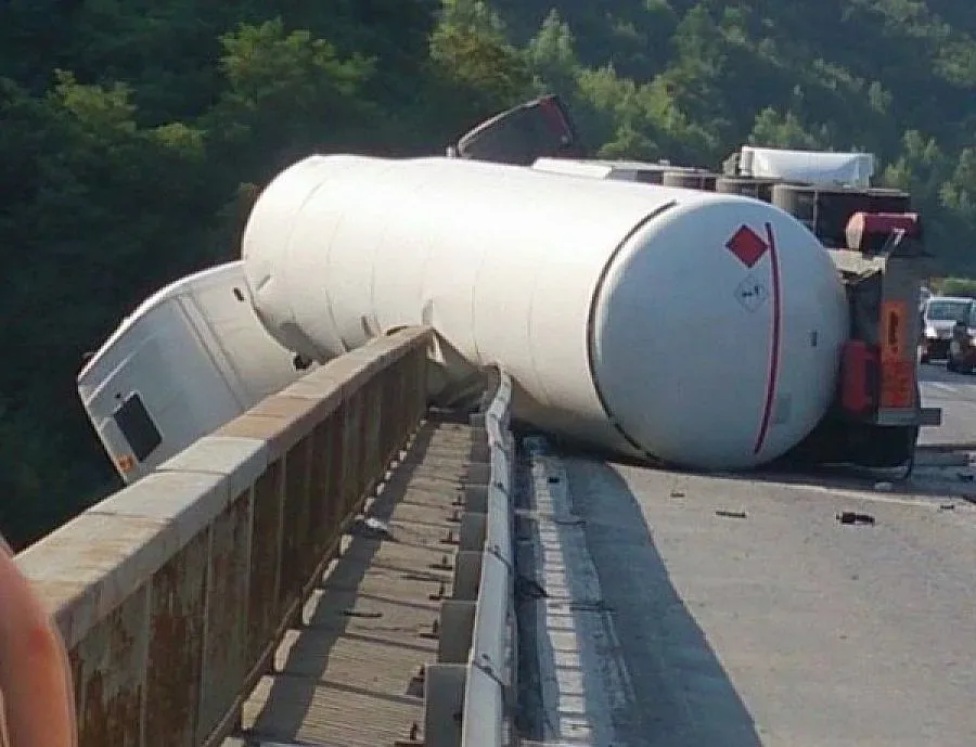 Награждават спасителите от акцията на "Хемус"