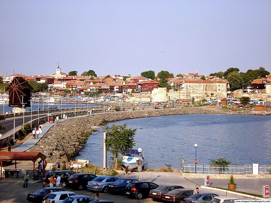 Връщат стария калдъръм в Несебър