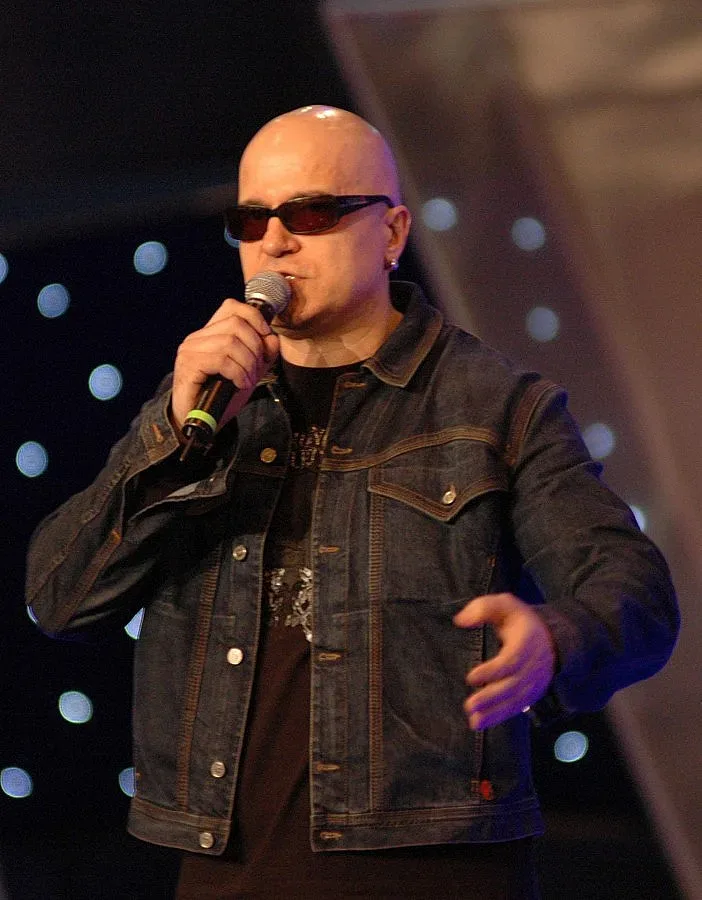 Шоумени във властта