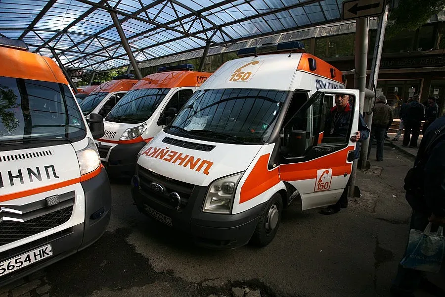 Стабилизираха 15-годишната Петя от автогонката край Лесидрен