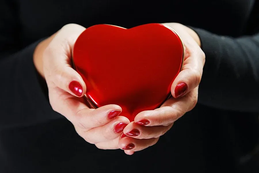 Трима с шанс за нов живот