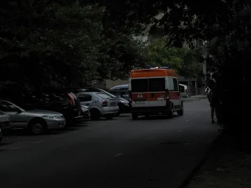 Млада жена издъхна след падане от блок