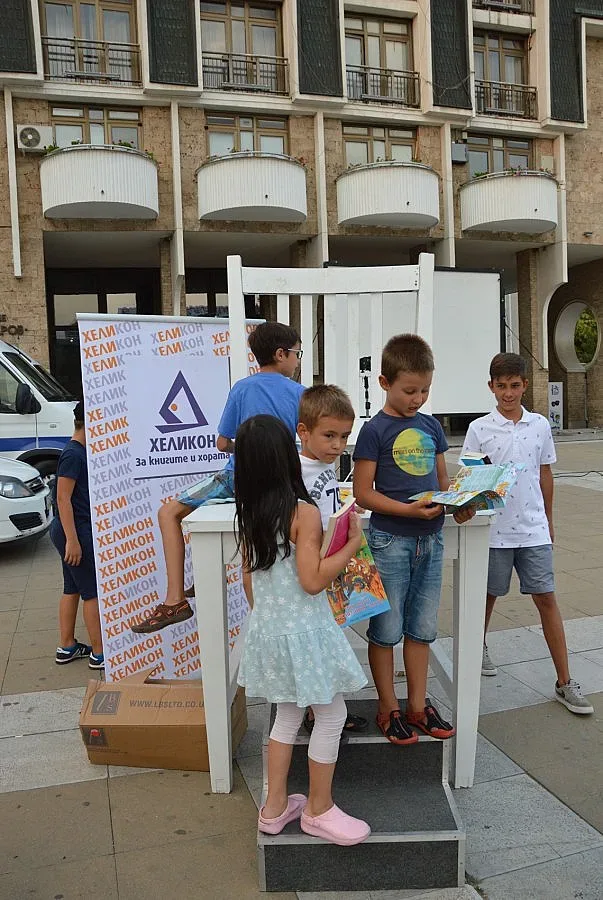 Хиляди на кино под звездите в Благоевград