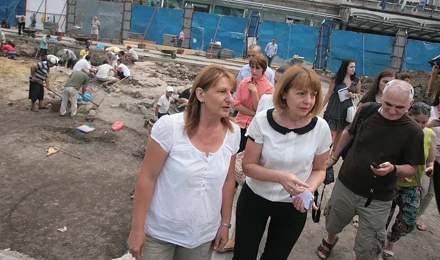 Фандъкова: Пътните ремонти в София се изпълняват в срок