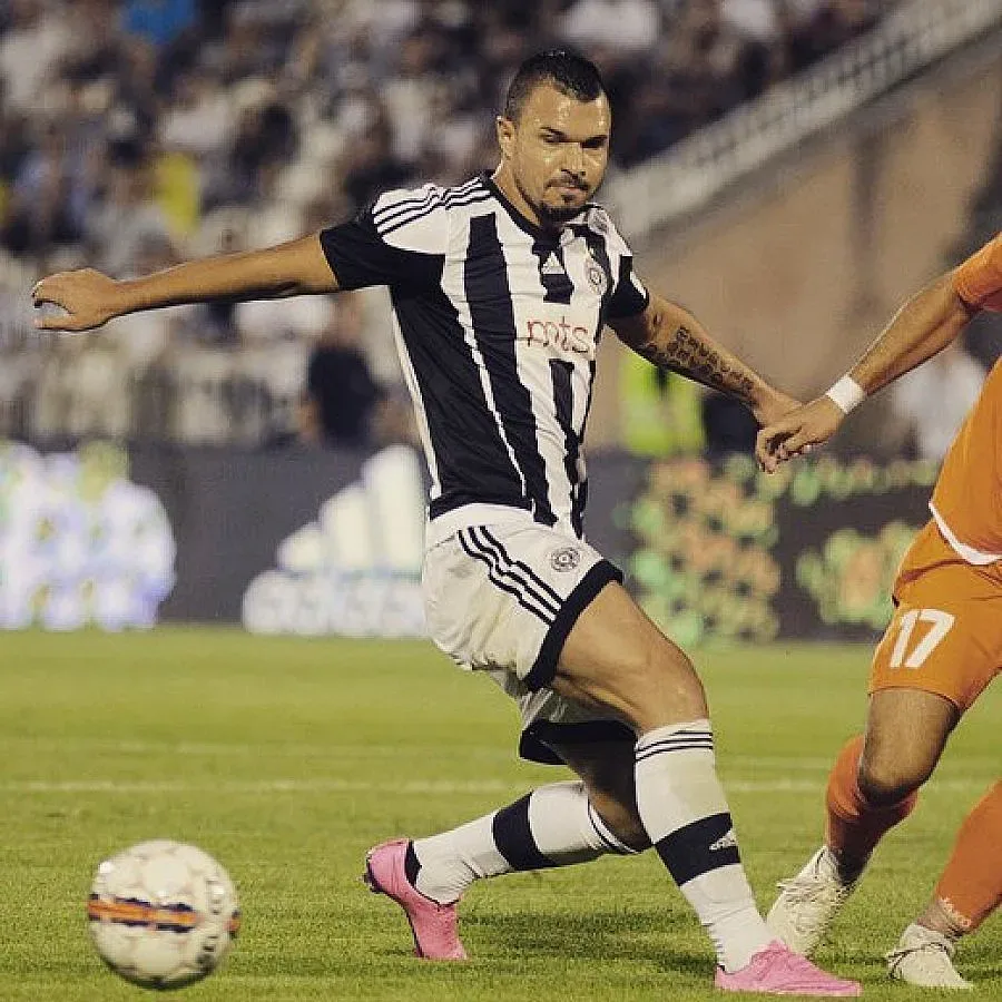 Погнаха Божинов за "черно тото"