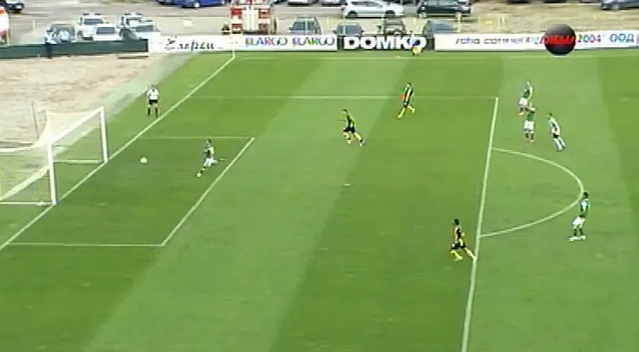 "Ботев" с трудна победа в Благоевград