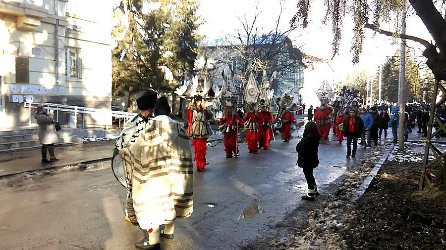 39 златни плакета от Копривщица отиват в Пернишко