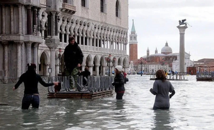Картограф: Ужасни наводнения в Европа, България не е застрашена