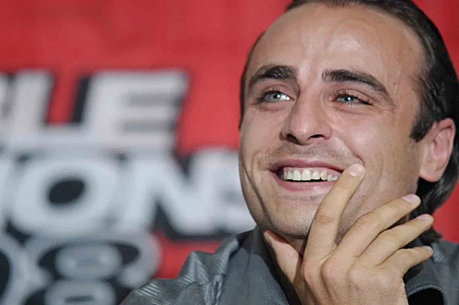 "Сънди Пийпъл": Бербо на преговори с "Уест Хем"