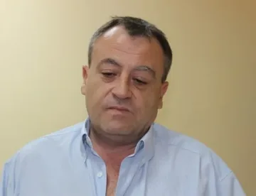 Бойко сваля доверието от катастрофиралия областен управител