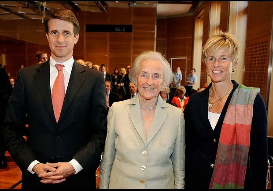 Йохана Кант - монахинята в златен манастир