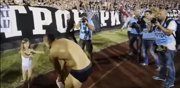 Откраднаха гащите на Божинов от 6-годишно момиченце (ВИДЕО)